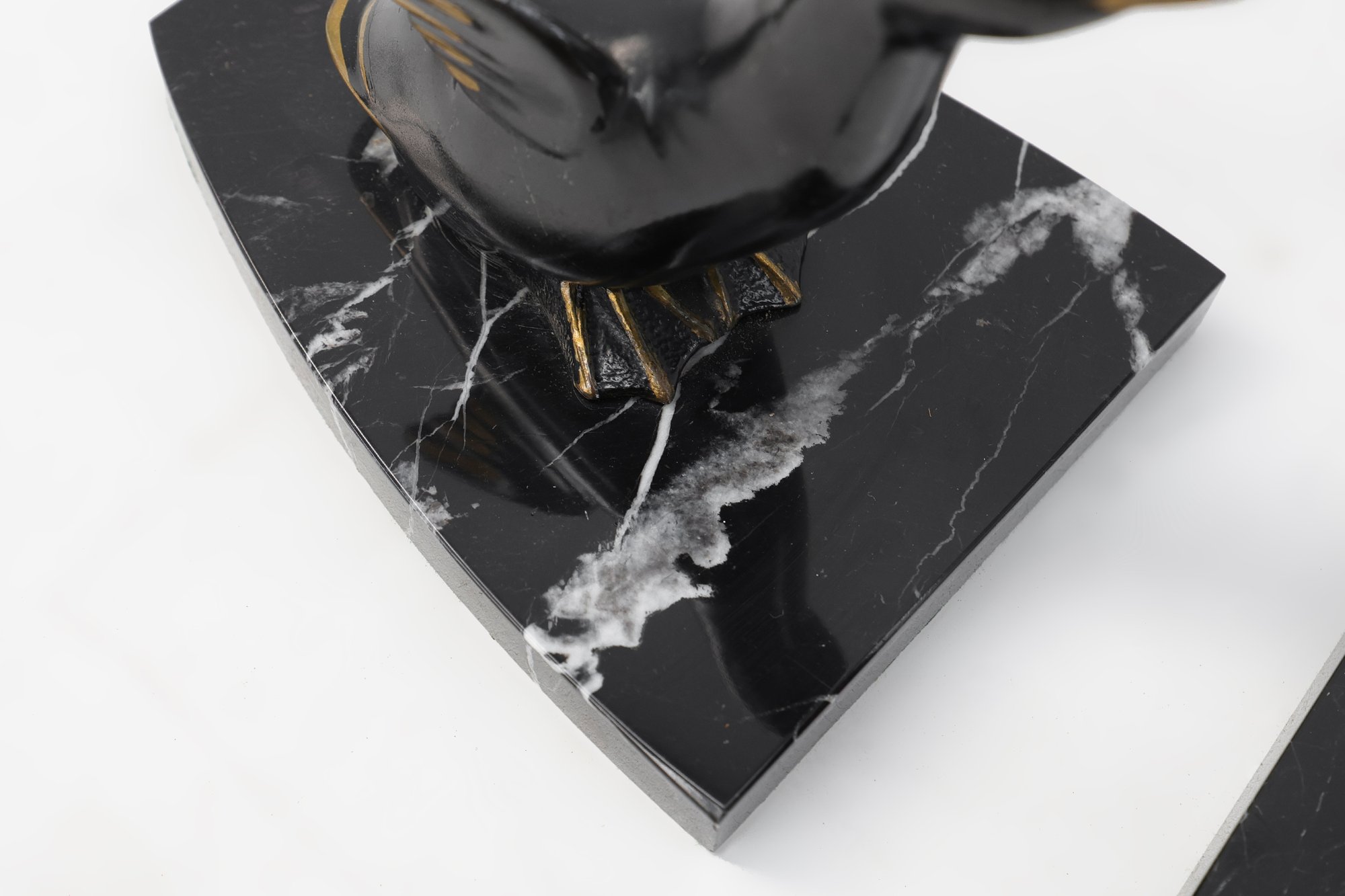 Pair of Art Deco Geese Bookends on Black Marble Bases, France, 1920thumbnail