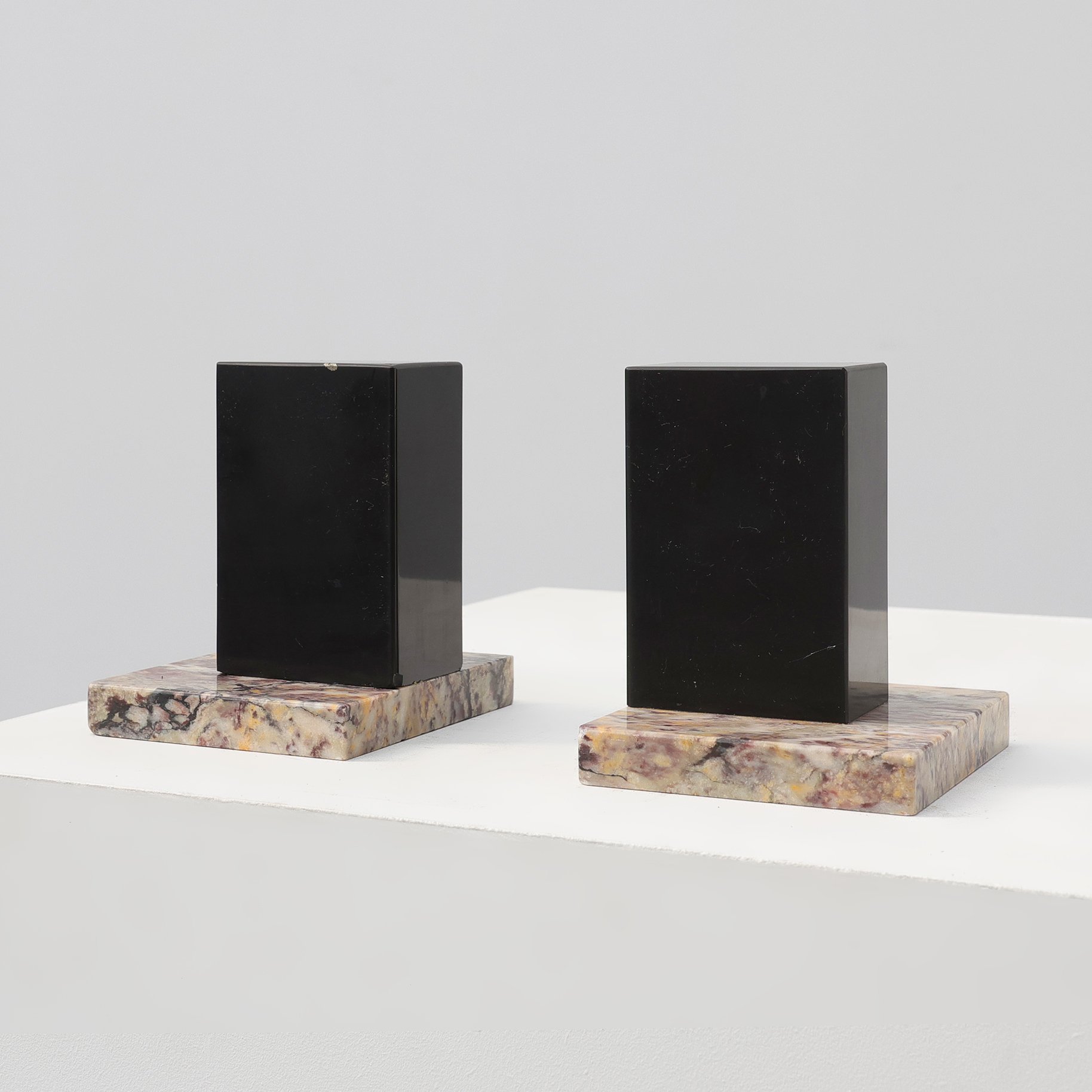 Pair of Art Deco Bookends in Black Metal and Veined Marble, Belgium, 1920-img