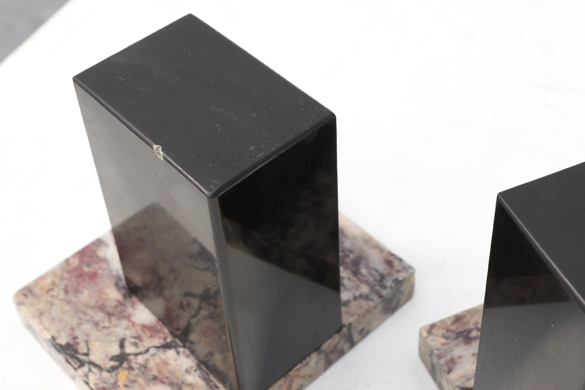 Pair of Art Deco Bookends in Black Metal and Veined Marble, Belgium, 1920thumbnail