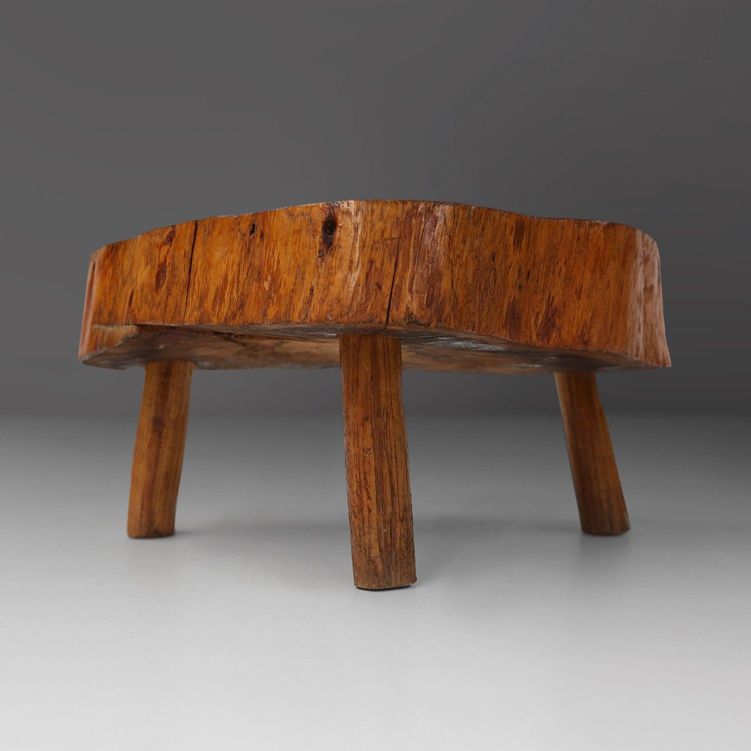 Rustic low Wooden tripod tree trunk Side Table, Belgium ca. 1900-img
